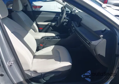 2024 Hyundai Sonata Sel from USA, damaged, VIN KMHL64JA8RA386552